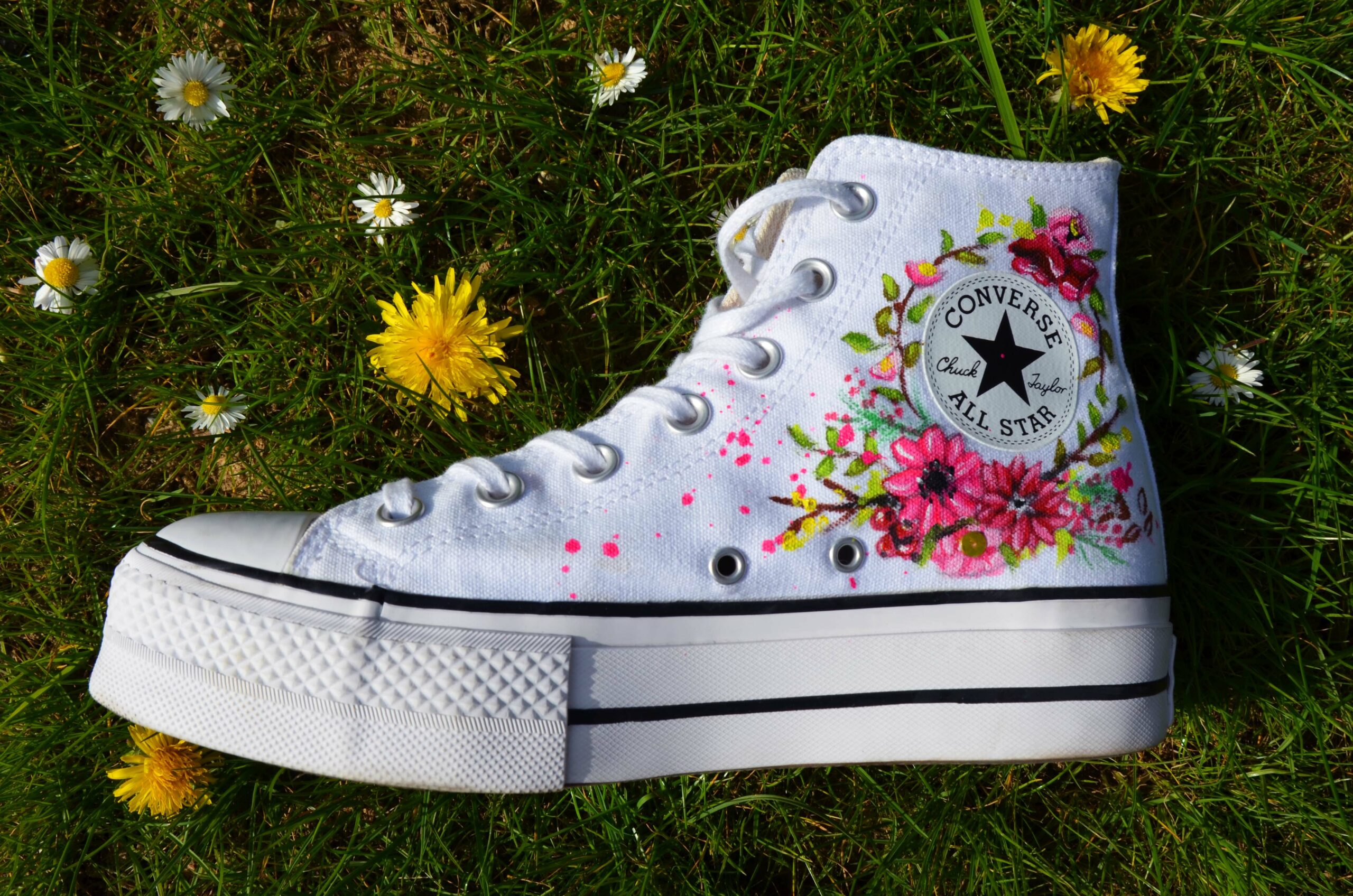 custom-converse-flowers-4-laurynemazza